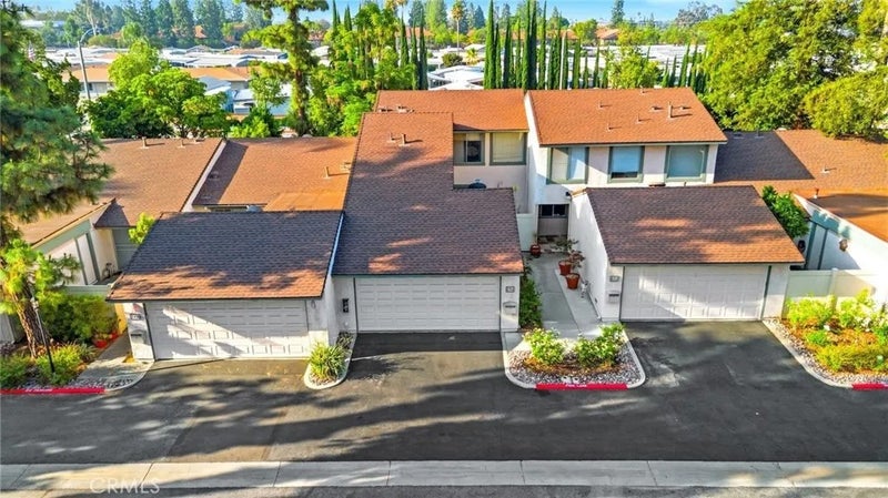 836 E Ponderosa