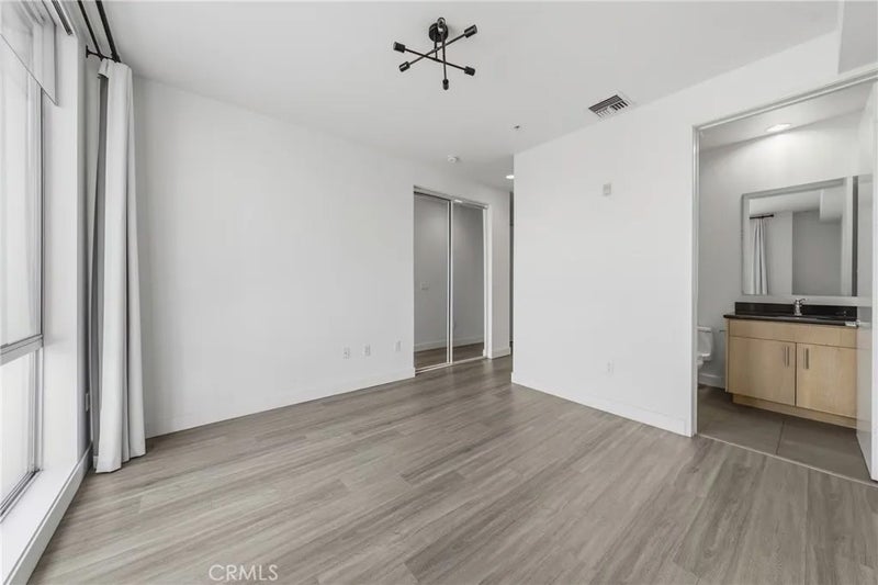 10911 Wellworth 1A