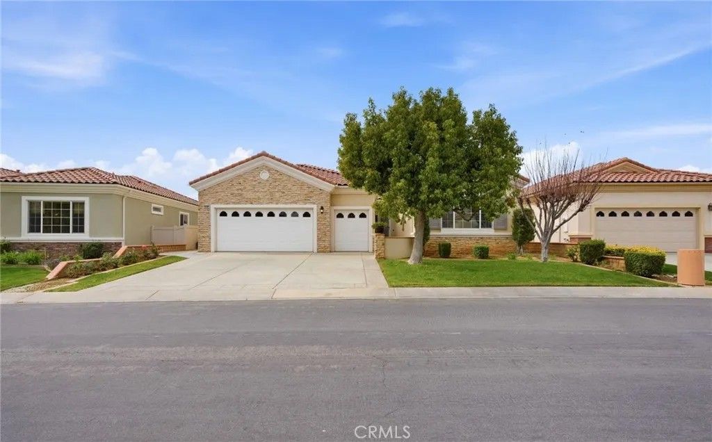 Photo of 1591 Castle Pines, Beaumont, CA 92223 (MLS # IG26051453)