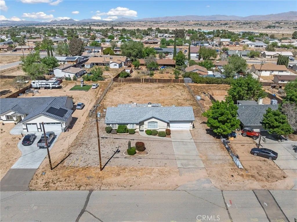 Photo of 19068 Goleta Street, Hesperia, CA 92345 (MLS # HD26076782)