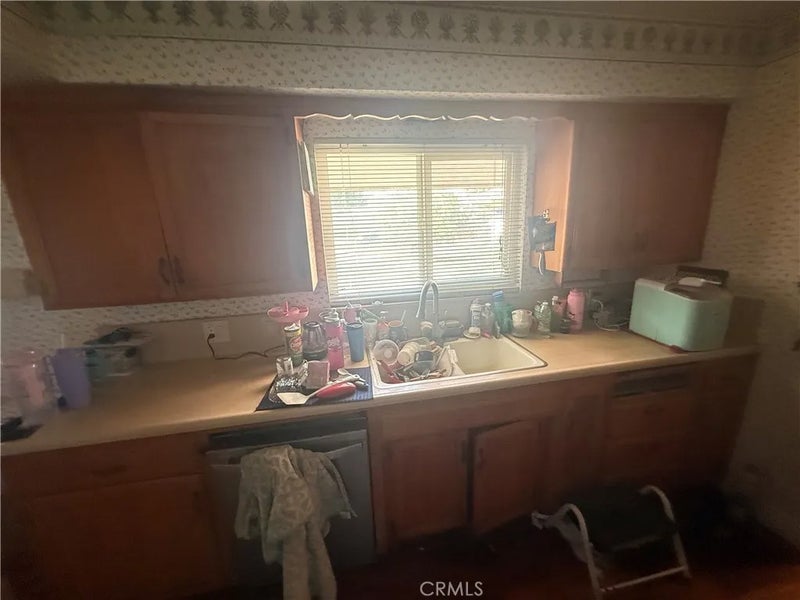 157 W Dovewood