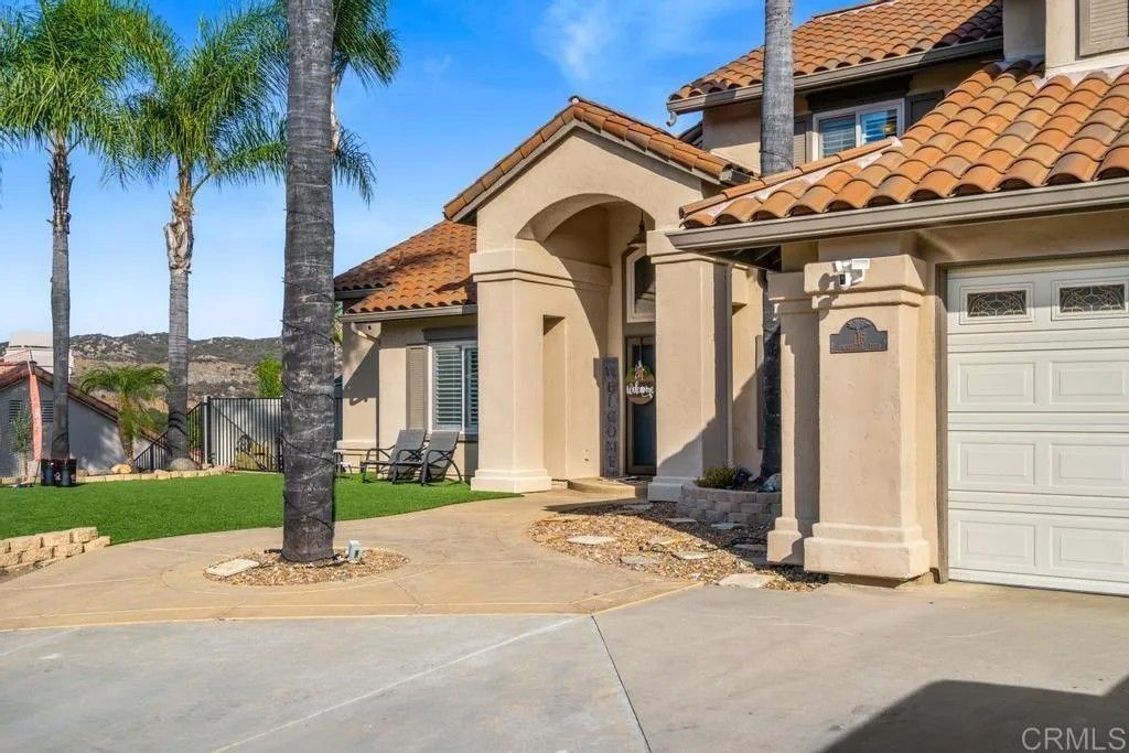 Photo of 416 Summerhill, Alpine, CA 91901 (MLS # PTP2508463)