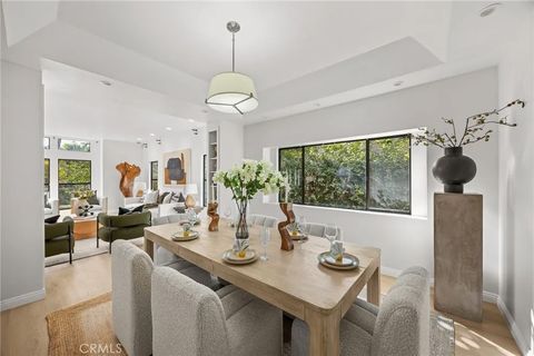 Tiny photo for 673 S Mentor Avenue, Pasadena, CA 91106 (MLS # WS25224597)