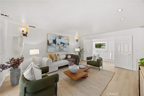 Tiny photo for 673 S Mentor Avenue, Pasadena, CA 91106 (MLS # WS25224597)