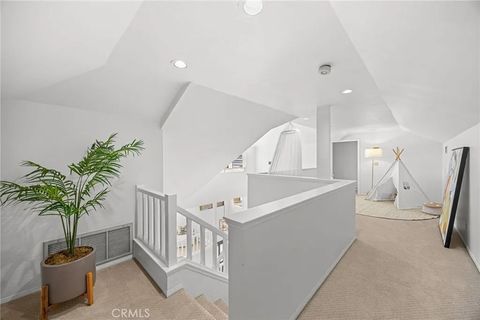 Tiny photo for 673 S Mentor Avenue, Pasadena, CA 91106 (MLS # WS25224597)