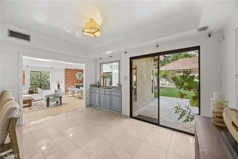 Tiny photo for 673 S Mentor Avenue, Pasadena, CA 91106 (MLS # WS25224597)