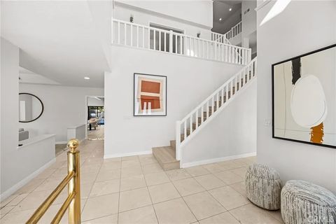 Tiny photo for 673 S Mentor Avenue, Pasadena, CA 91106 (MLS # WS25224597)