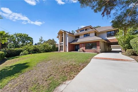 Tiny photo for 673 S Mentor Avenue, Pasadena, CA 91106 (MLS # WS25224597)