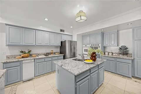 Tiny photo for 673 S Mentor Avenue, Pasadena, CA 91106 (MLS # WS25224597)