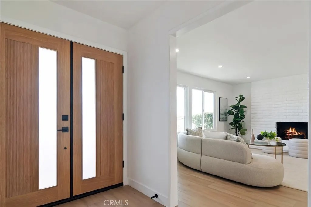 4296 Avenida Amelgado