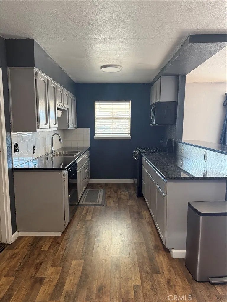 313 Lenore