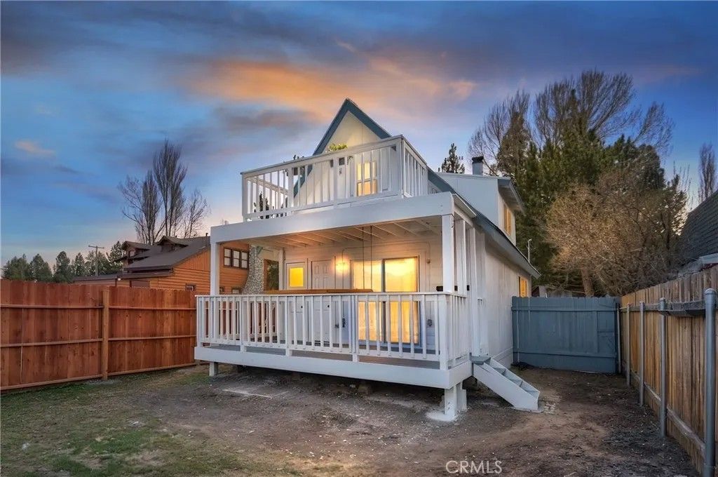 Photo of 927 W Fairway Blvd, Big Bear Lake, CA 92314 (MLS # IG26059965)