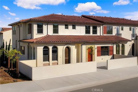 Photo of 126 N New Avenue #9, Monterey Park, CA 91755 (MLS # AR26002417)