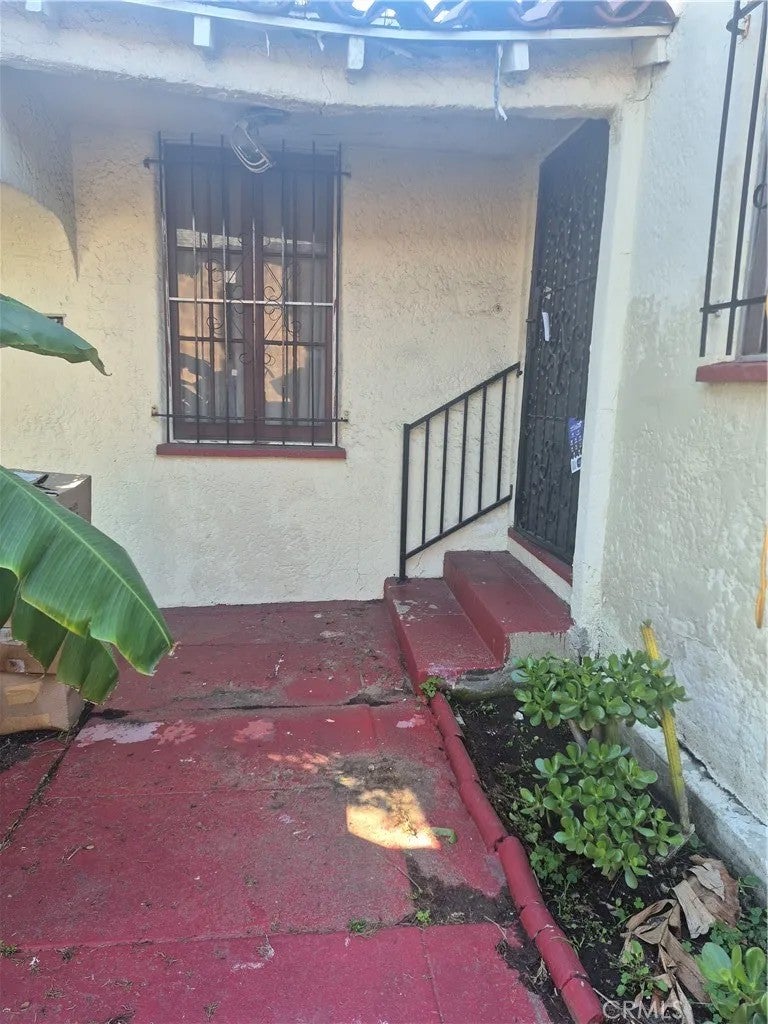 1453 W 89th