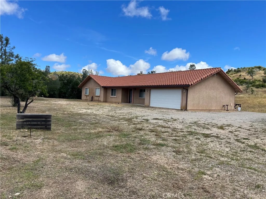3151 Parkhill