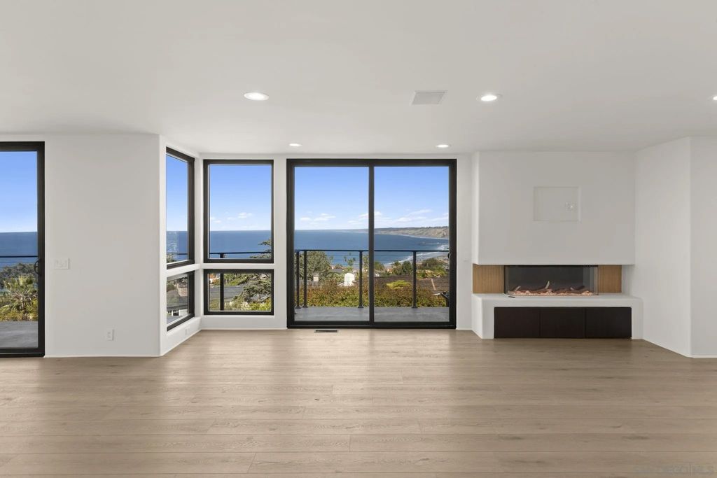 Photo of 1846 Castellana Rd, La Jolla, CA 92037 (MLS # 260006759)