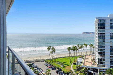 Photo of 1810 Avenida Del Mundo #1106, Coronado, CA 92118 (MLS # 260021253)