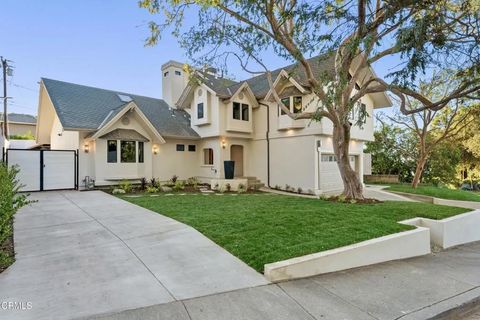 Photo of 5578 Terrace Drive, La Crescenta, CA 91214 (MLS # P1-25196)