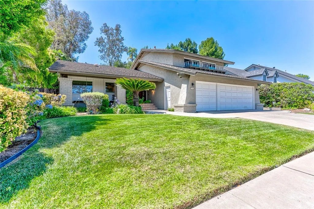 530 W Wedgewood