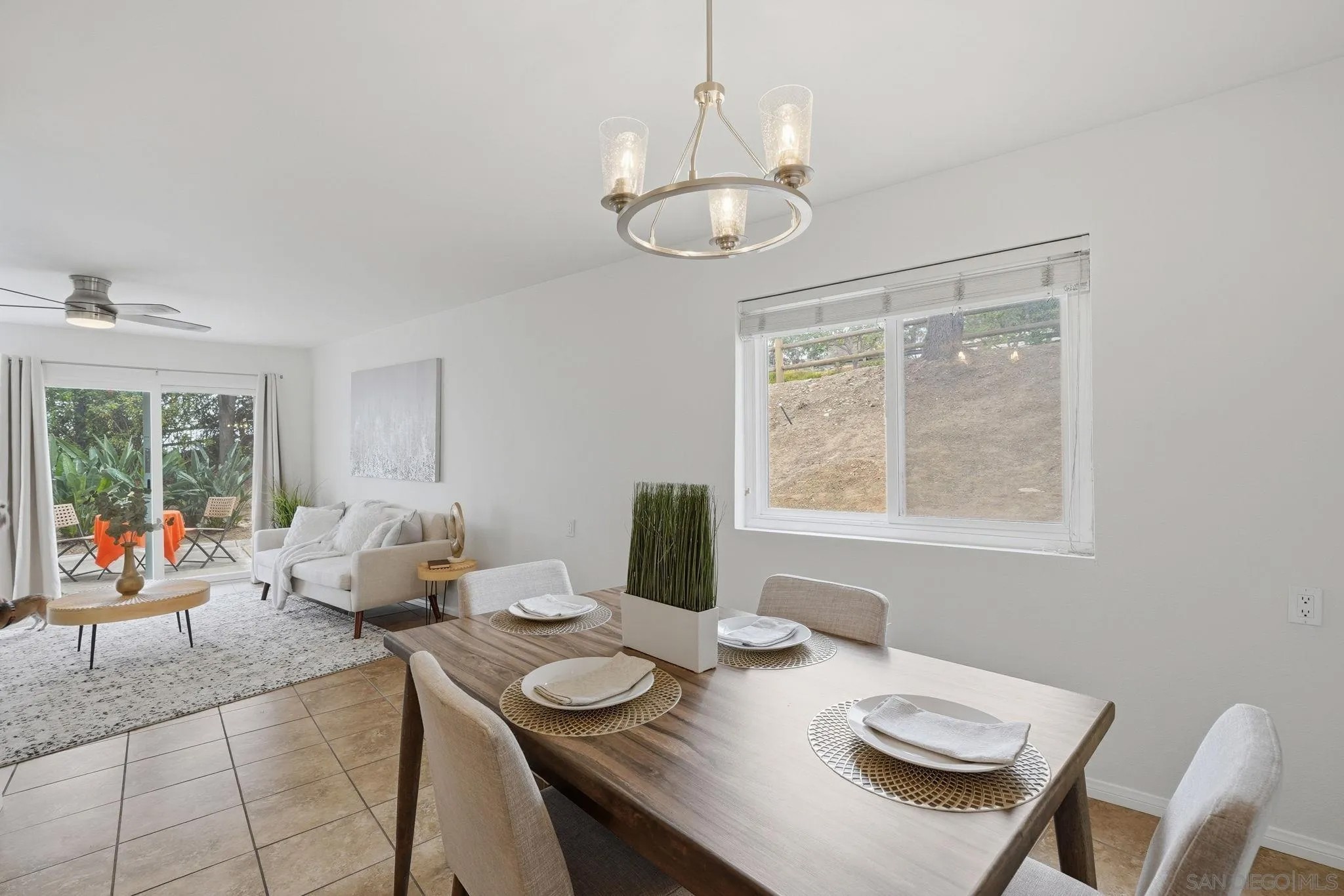 5725 Linda Vista Rd 14