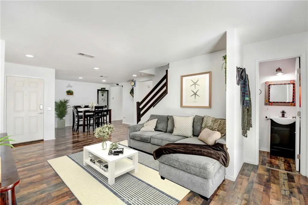 761 De La Toba Road