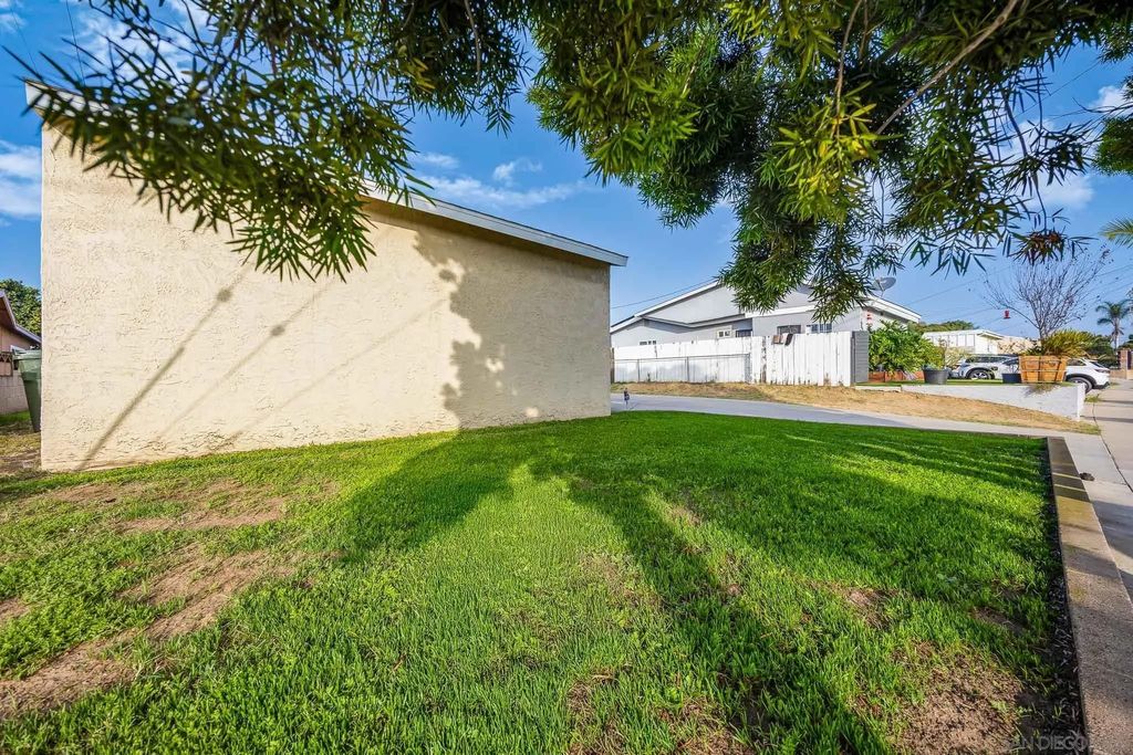Photo of 1438 Eckman Ave, Chula Vista, CA 91911 (MLS # 250043277)