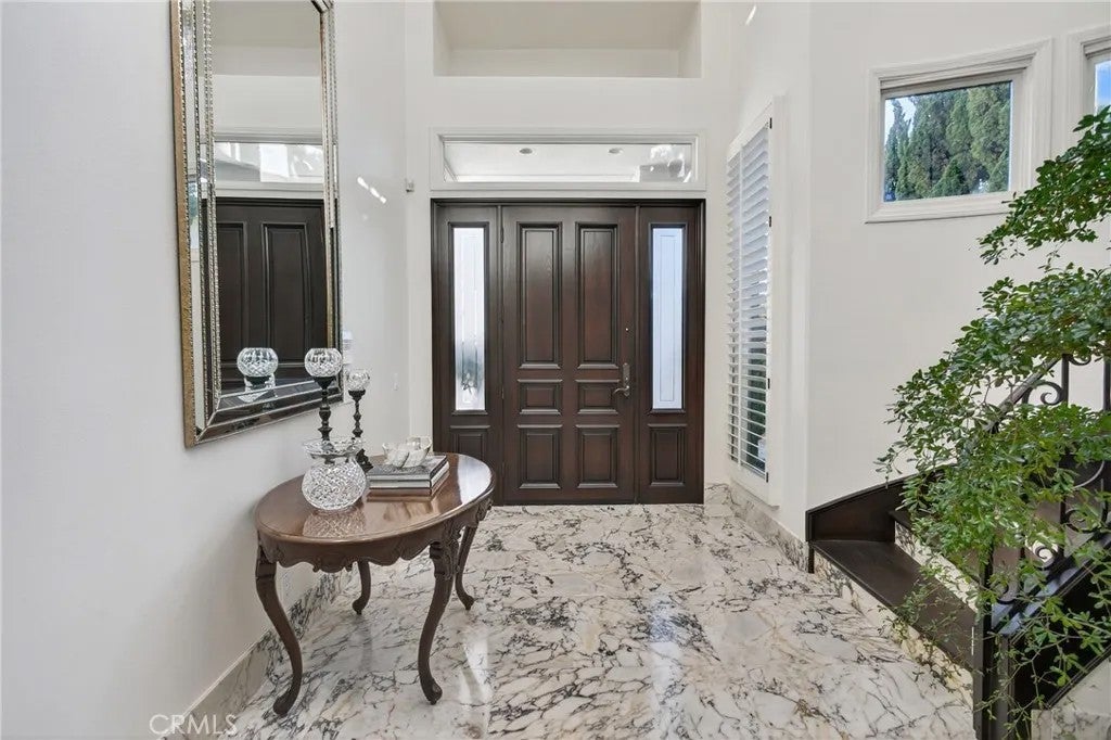 9 Gray Stone Way