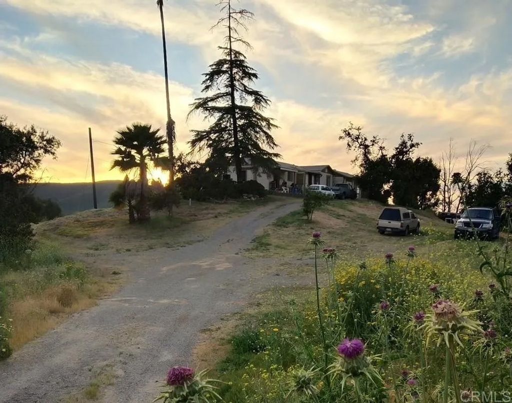 Photo of 1320 Richland Rd, San Marcos, CA 92069 (MLS # NDP2511398)