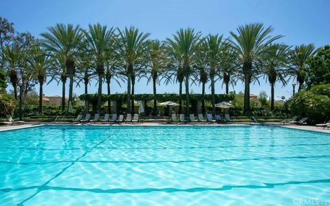 Tiny photo for 19 Inglenook, Irvine, CA 92602 (MLS # OC25275004)