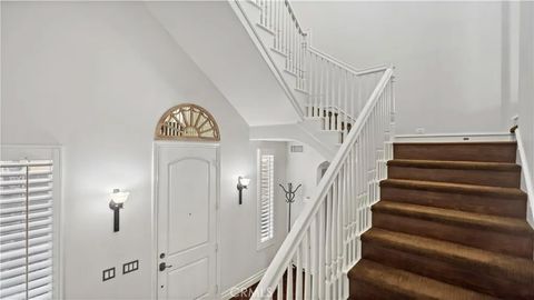 Tiny photo for 19 Inglenook, Irvine, CA 92602 (MLS # OC25275004)