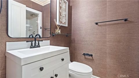 Tiny photo for 19 Inglenook, Irvine, CA 92602 (MLS # OC25275004)