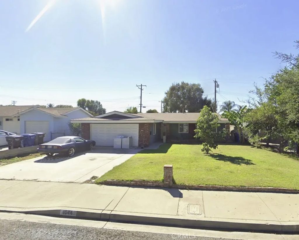Photo of 1044 E Dorset Avenue, Pomona, CA 91766 (MLS # DW25271208)