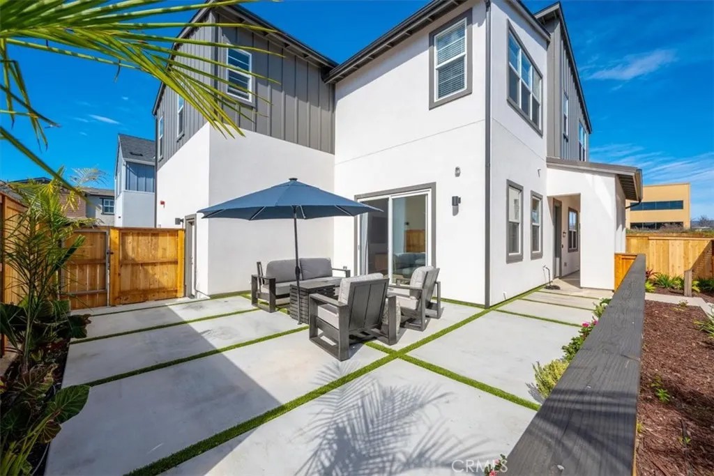 160 Earthwood Lane