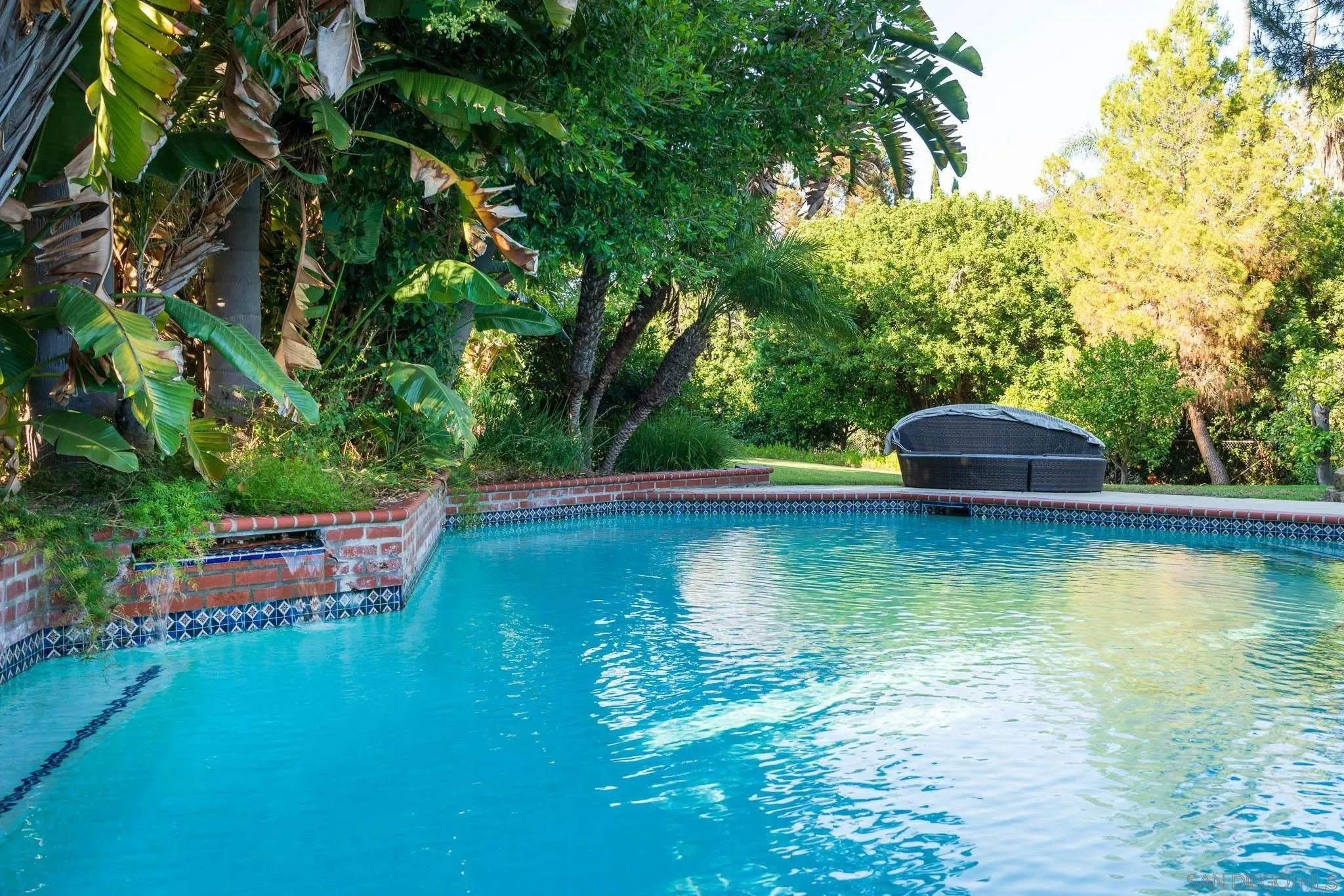 Poway, California 92064, United States, 6 Bedrooms Bedrooms, ,4 BathroomsBathrooms,Residential,Active,163344