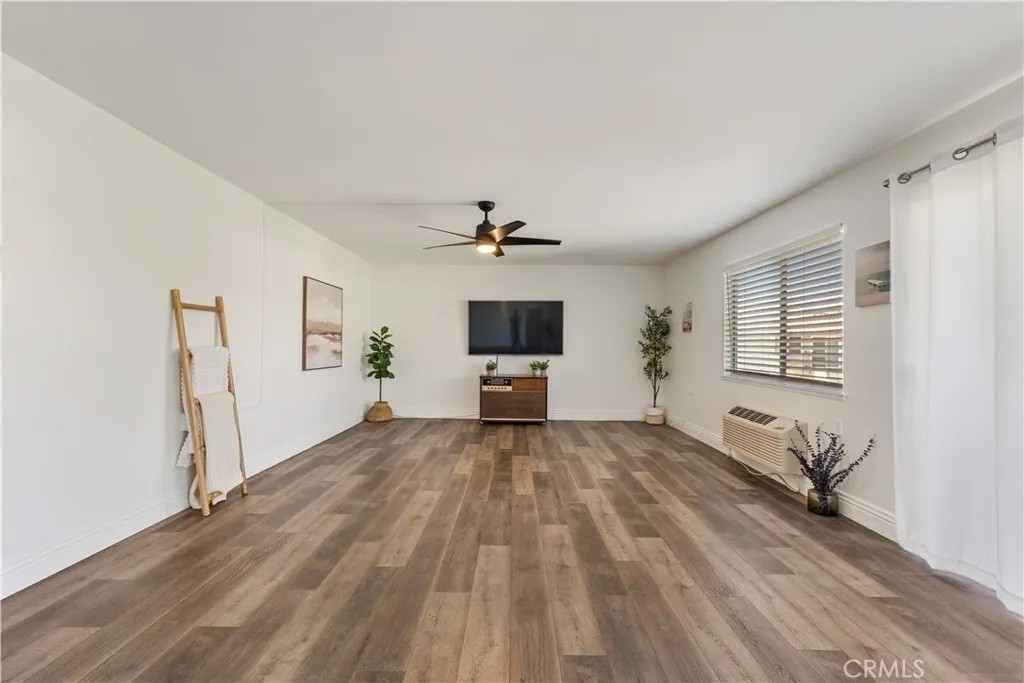 2389 Via Mariposa West 2A