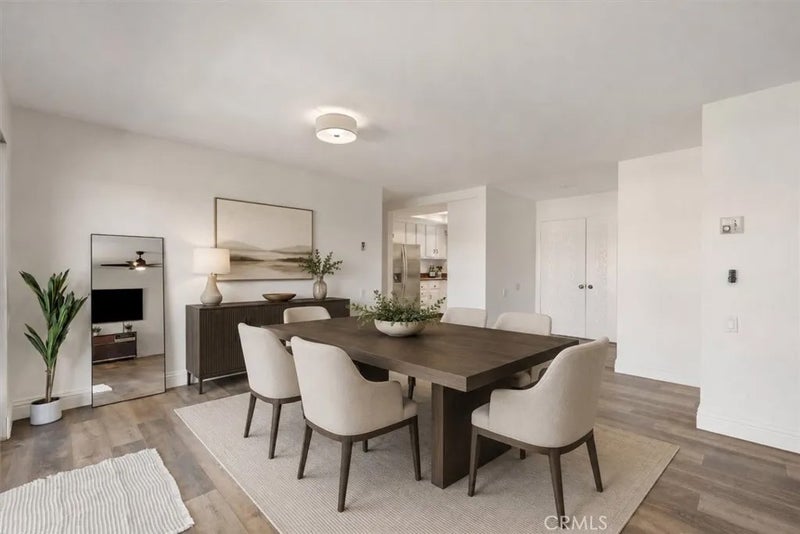 2389 Via Mariposa West 2A