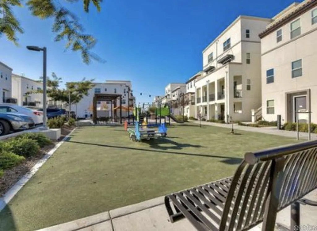 2010 Mindoro Lane