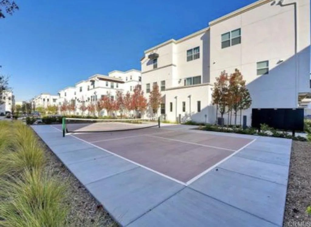 2010 Mindoro Lane