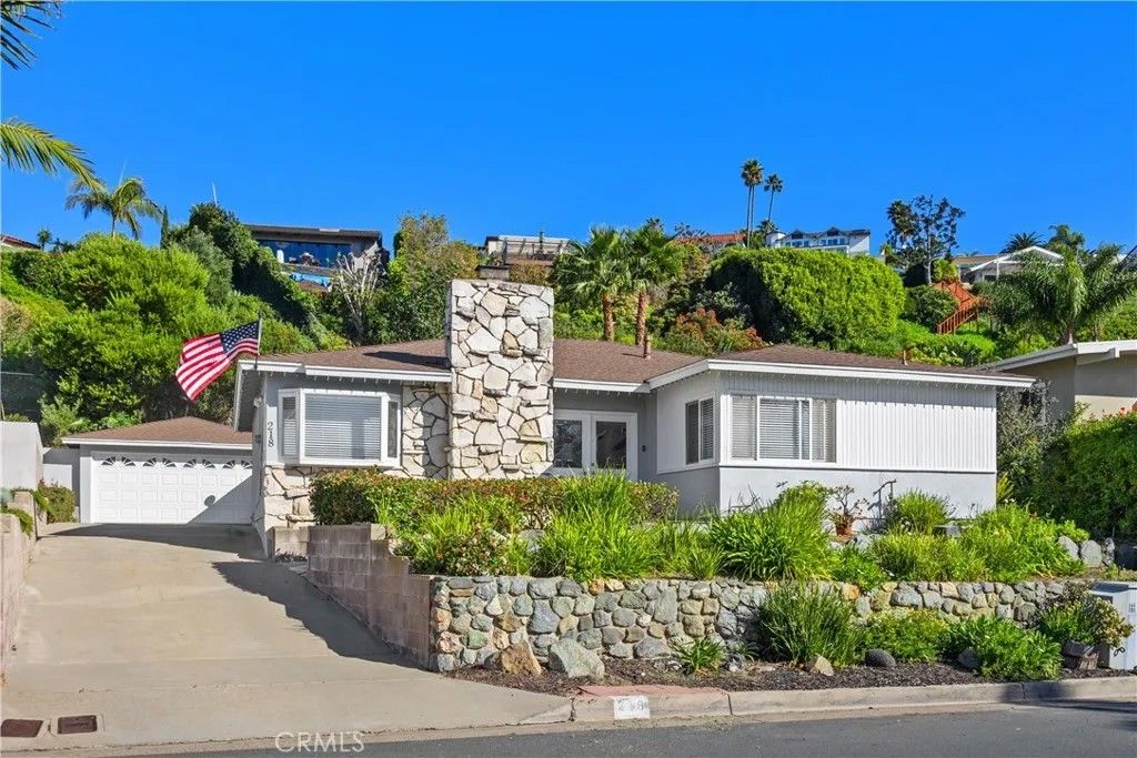 Photo of 218 S La Esperanza, San Clemente, CA 92672 (MLS # OC26007093)