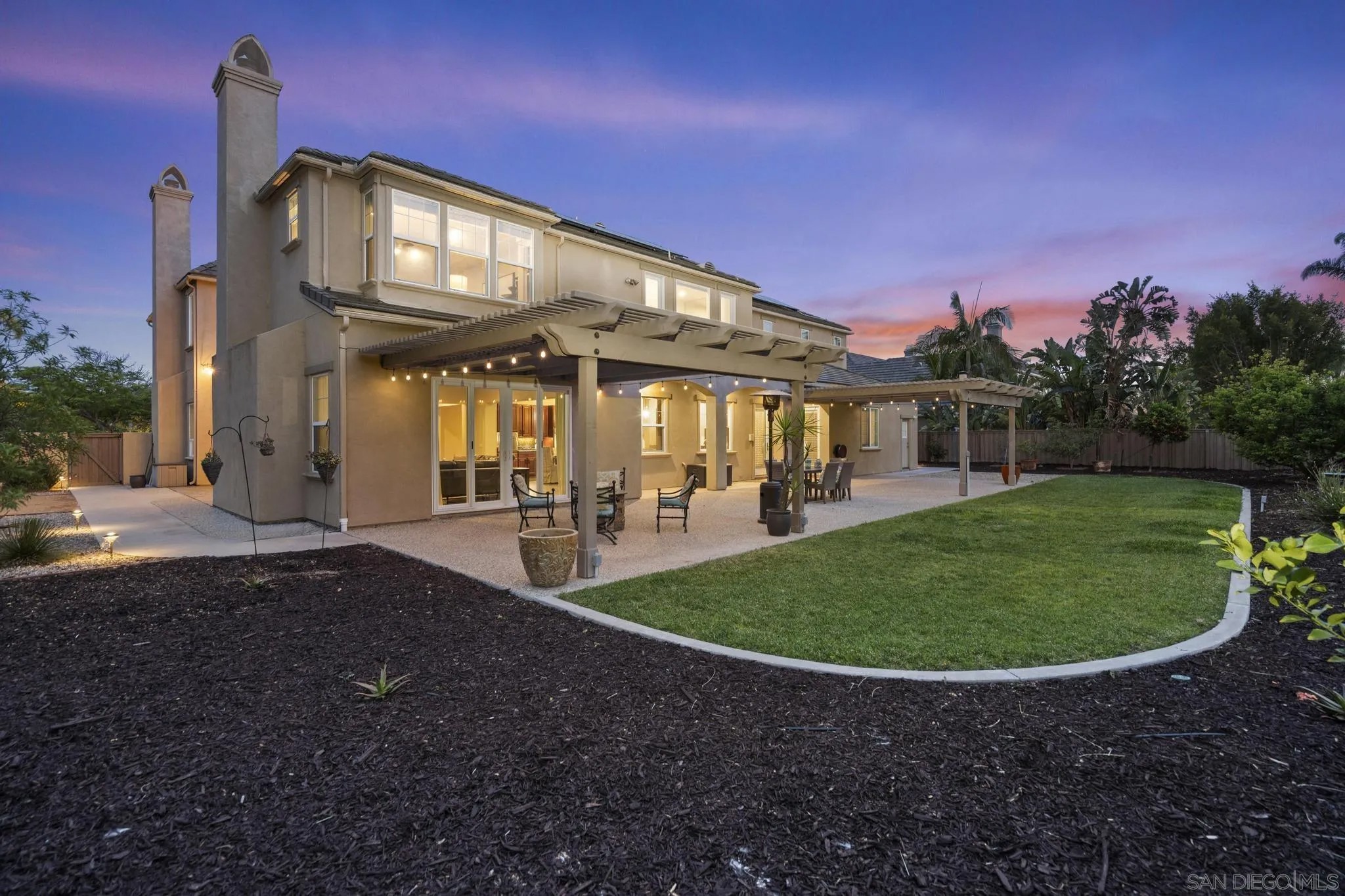 2827 Sutter Ridge Dr