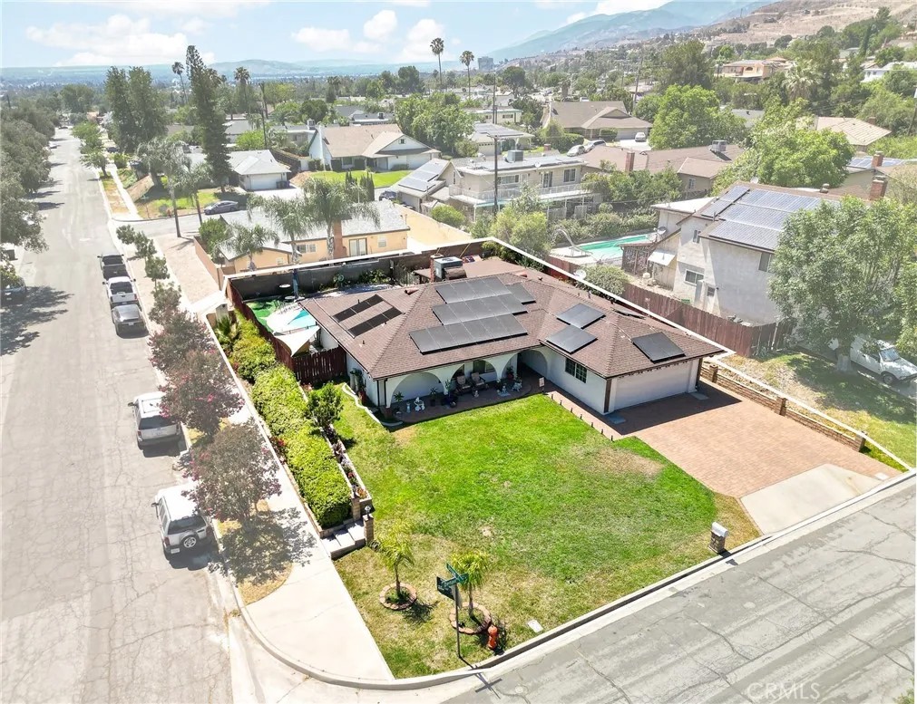 2322 Denair Avenue
