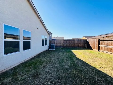 Tiny photo for 733 Veronica Court, Merced, CA 95341 (MLS # MC25246672)