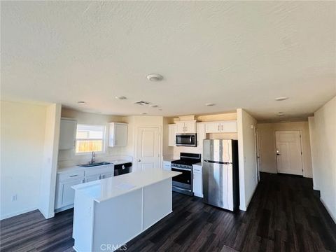 Tiny photo for 733 Veronica Court, Merced, CA 95341 (MLS # MC25246672)