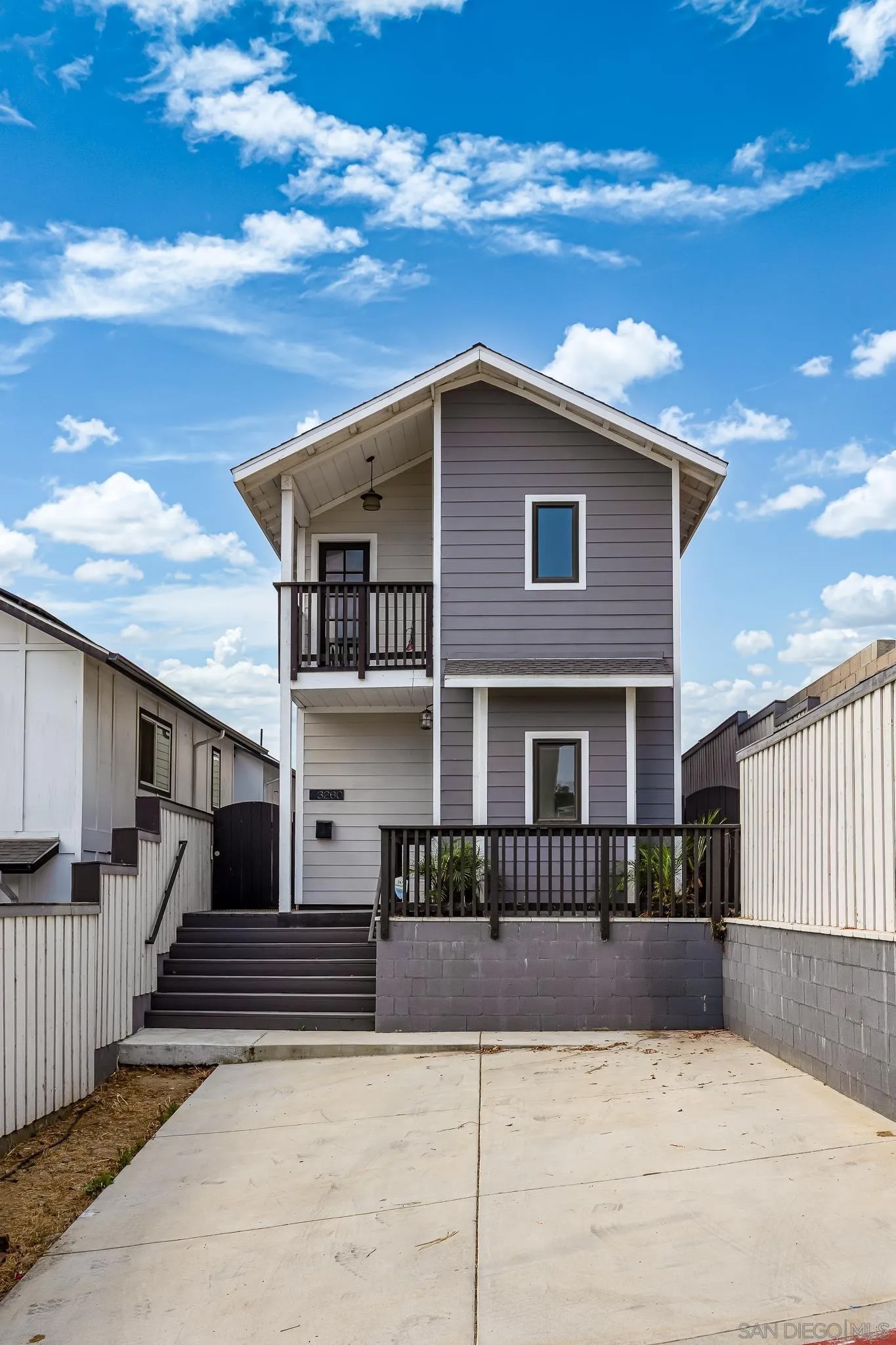3260 Broadway