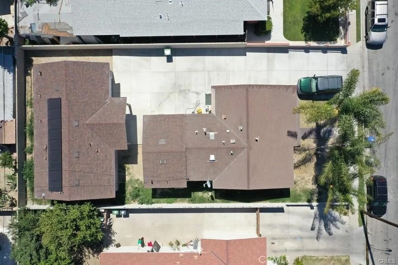 2302 W La Verne Avenue