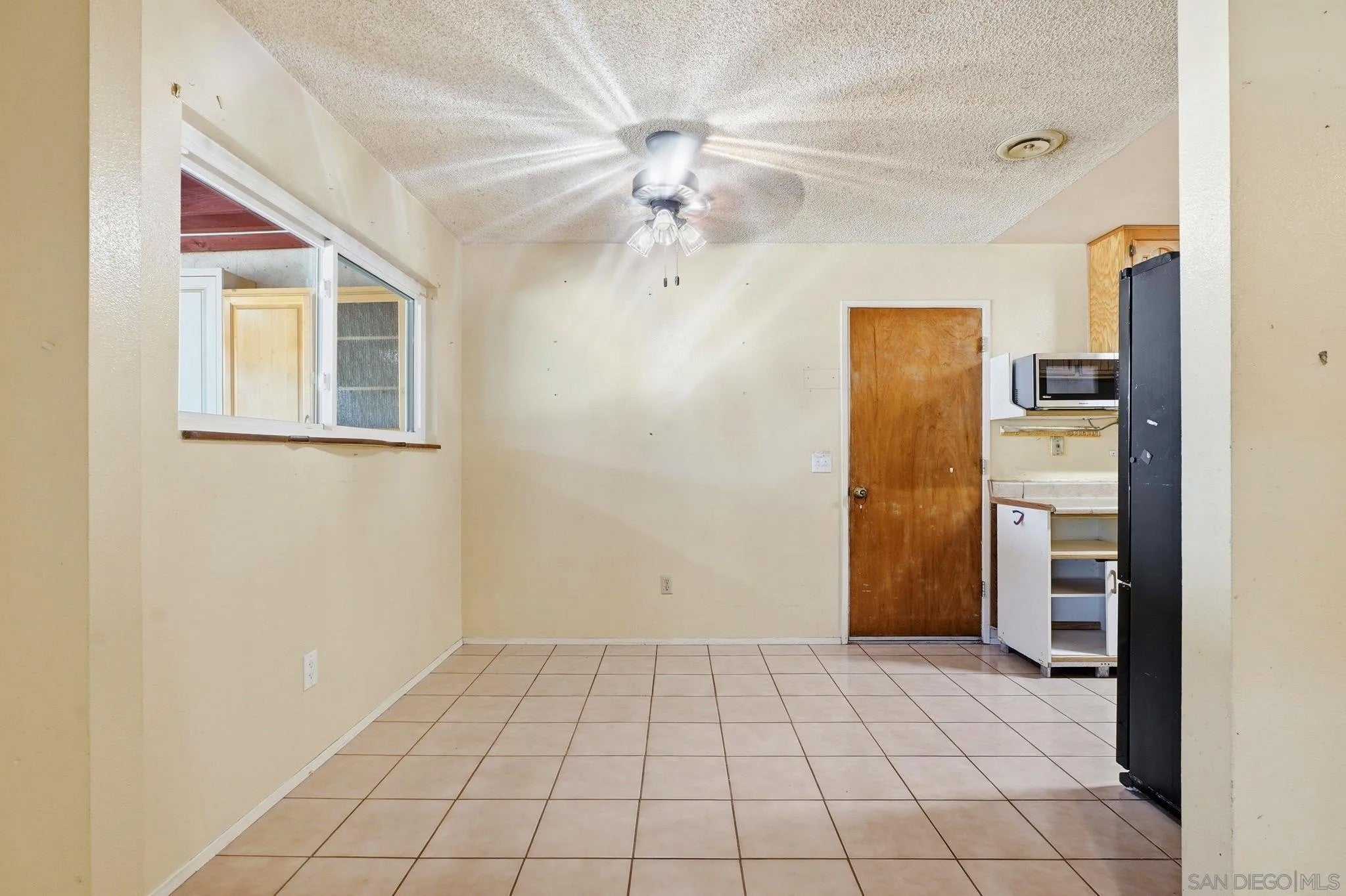 13049 Lindo Lane