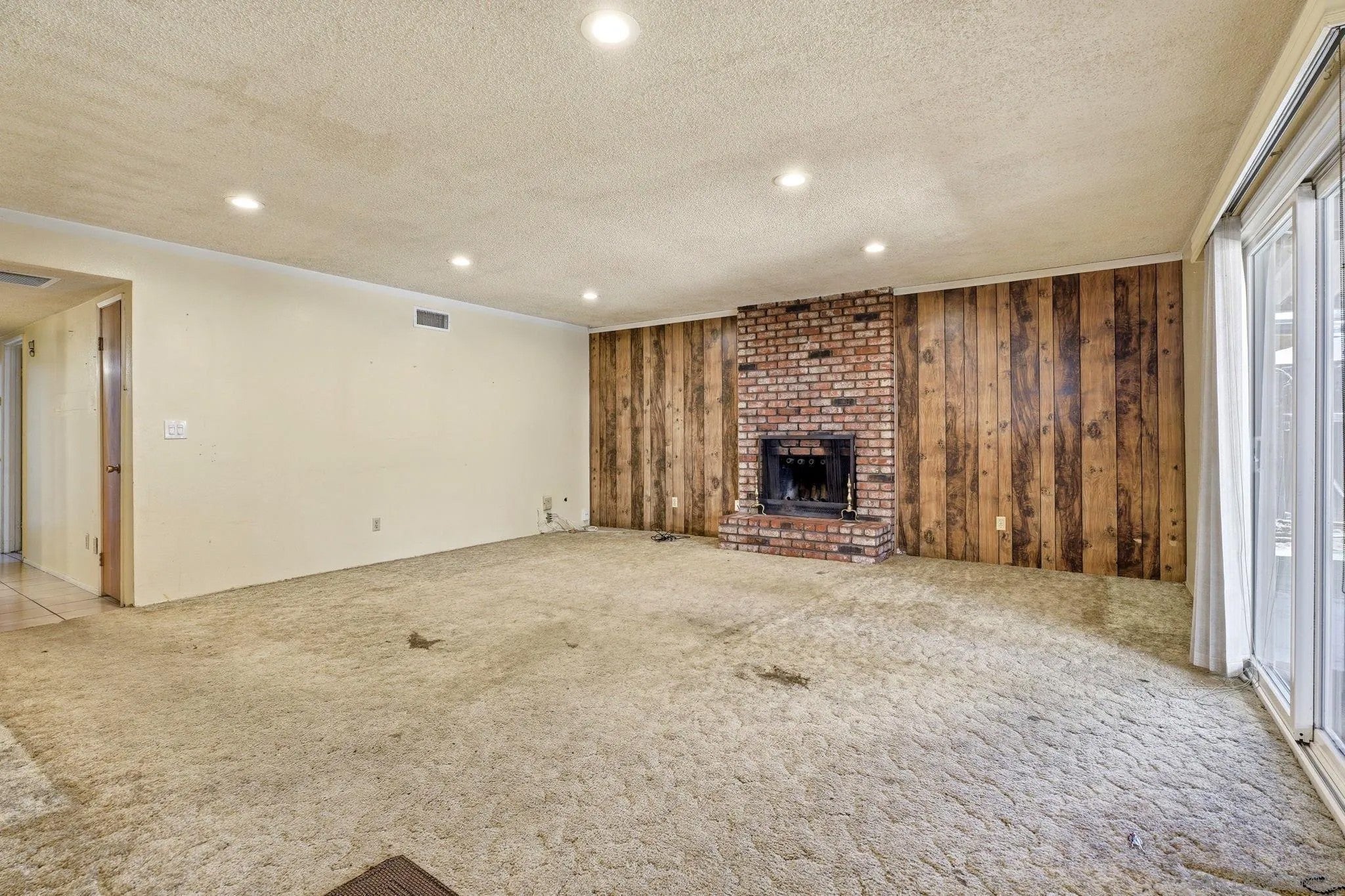 13049 Lindo Lane