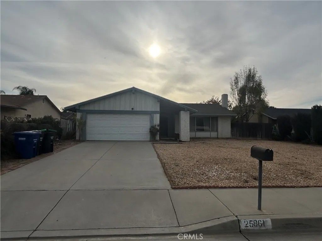 Photo of 25861 Amapolas St, Loma Linda, CA 92354 (MLS # IV25280781)