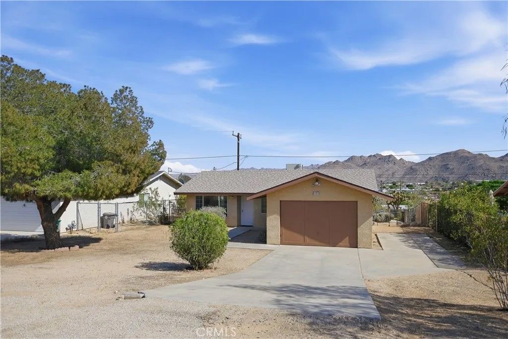Photo of 61861 Morningside Road, Joshua Tree, CA 92252 (MLS # JT26069304)