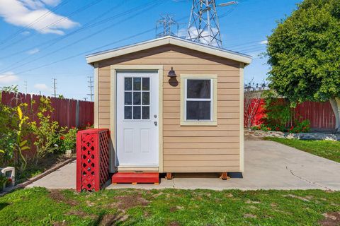 Tiny photo for 139 Ely St, Oceanside, CA 92054 (MLS # 260005330)